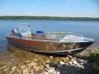 Алюминиевая лодка Wellboat-46 консоль