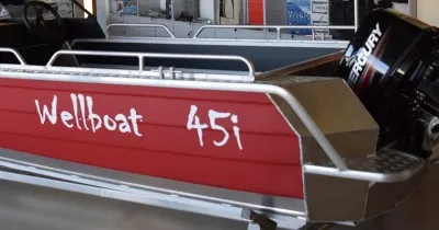 Фото Алюминиевая лодка Wellboat-45i (Вельбот) в интернет-магазине "Моторыбак" Фото Алюминиевая лодка Wellboat-45i (Вельбот) в интернет-магазине Моторыбак