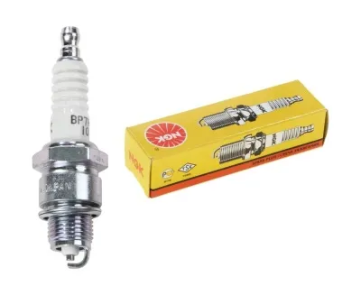 Свеча зажигания NGK - BP7HS-10 Свеча зажигания NGK - BP7HS-10