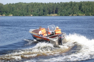 Фото Алюминиевая лодка Wellboat-46 консоль в интернет-магазине Моторыбак